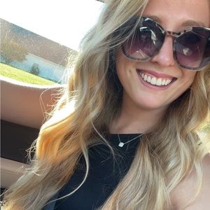 Meet your Posher, Erica